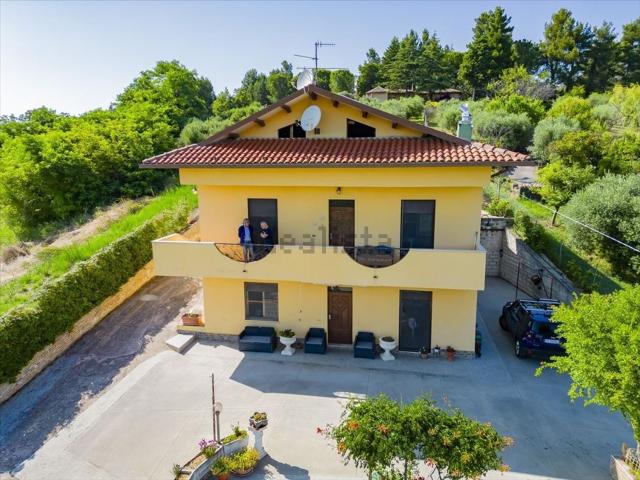 Casa in vendita a Chieti, Abruzzo