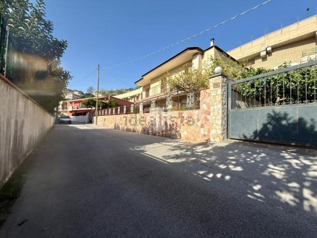 Casa in vendita a Municipalità 10, Napola