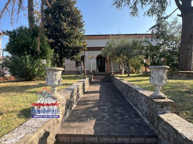 Casa in vendita a Unione Alto Ferrarese, Cento