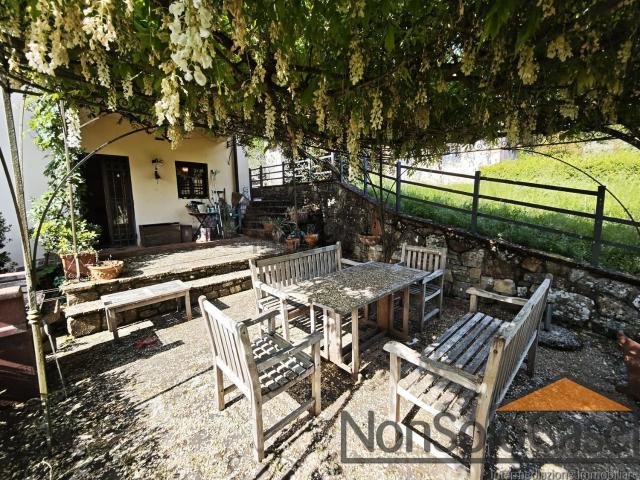 Casa in vendita a La Tignamica, Vaiano