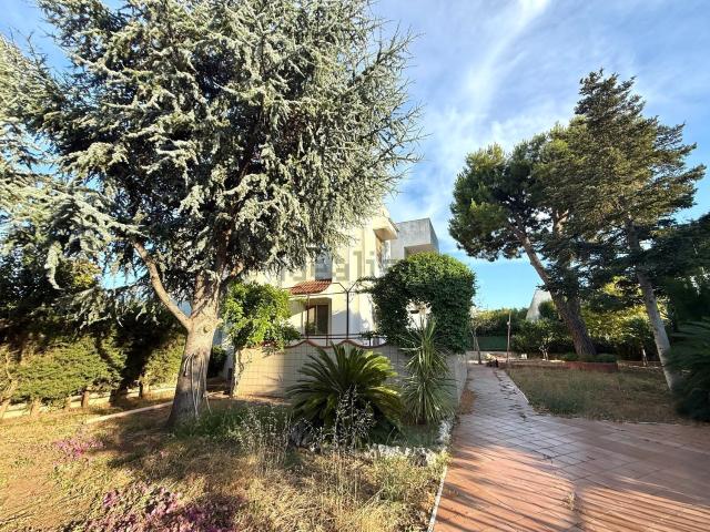 Casa in vendita a Puglia, Bari