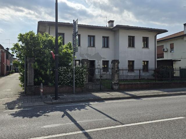 Casa in vendita a Cusinati, Rosà