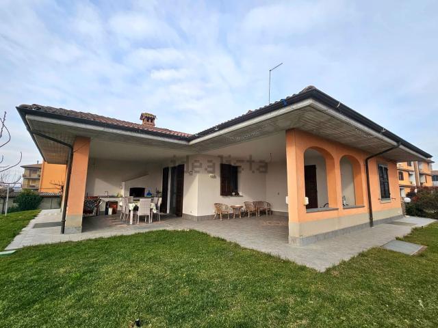 Casa in vendita a Piemonte, Alessandria