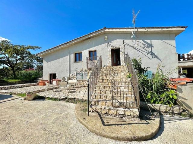 Casa in vendita a Roma Capitale, Lazio