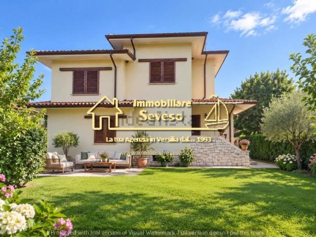 Casa in vendita a Ponterosso, Pietrasanta
