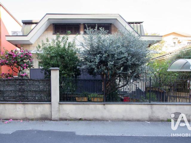 Casa in vendita a Zona Omogenea Milano Nord, Cinisello Balsamo