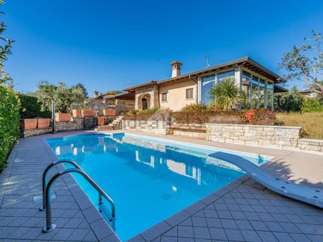 Casa in vendita a San Felice Del Benaco, Lombardia
