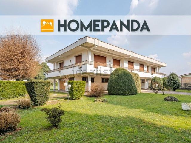 Casa in vendita a Misinto, Lombardia