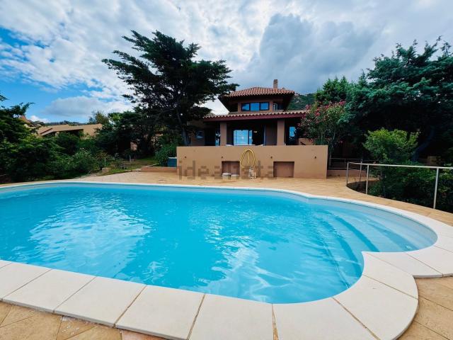Casa in vendita a Trinità d'Agultu e Vignola, Sardigna/Sardegna