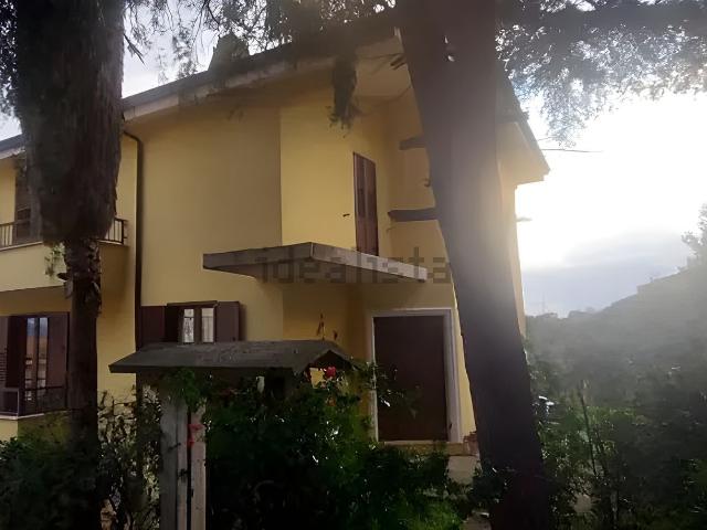 Casa in vendita a Calabria, Cosenza