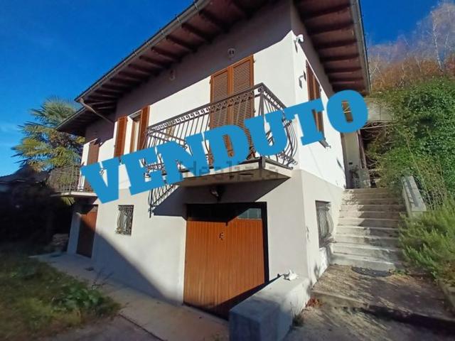 Casa in vendita a Biumo Superiore, Varese