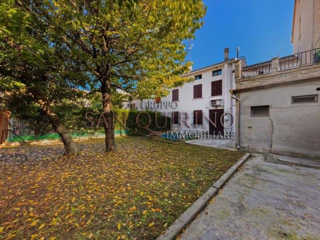 Casa in vendita a Unione Comuni Modenesi Area Nord, Mirandola