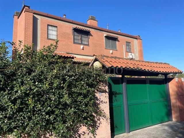 Casa in vendita a Spinaceto, Roma Capitale
