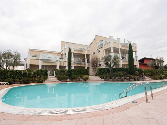 Casa in vendita a Peschiera Del Garda, Veneto