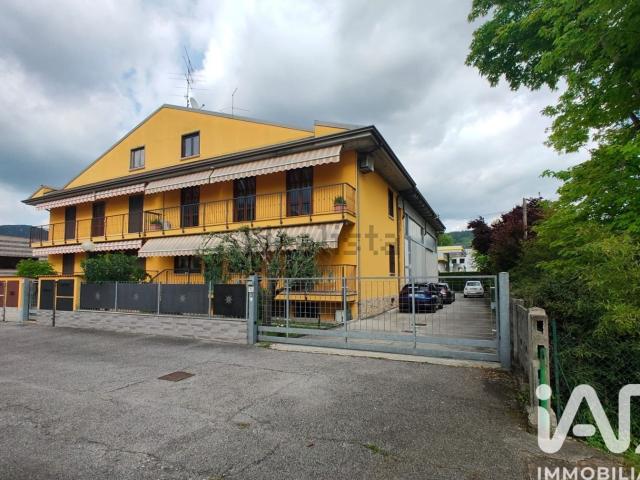 Casa in vendita a Villaggio Marcolini, Botticino