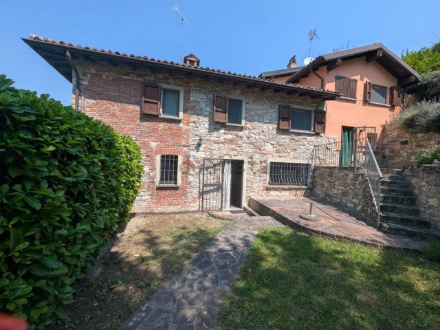 Casa in vendita a Golferenzo, Lombardia