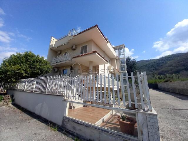 Casa in vendita a Casamarciano, Campania
