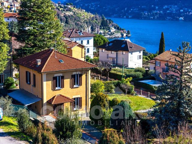 Casa in vendita a Olzino, Cernobbio