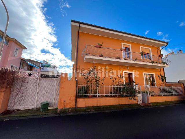Casa in vendita a Zunturinu, Tortolì