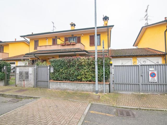 Casa in vendita a San Zenone Al Lambro, Lombardia