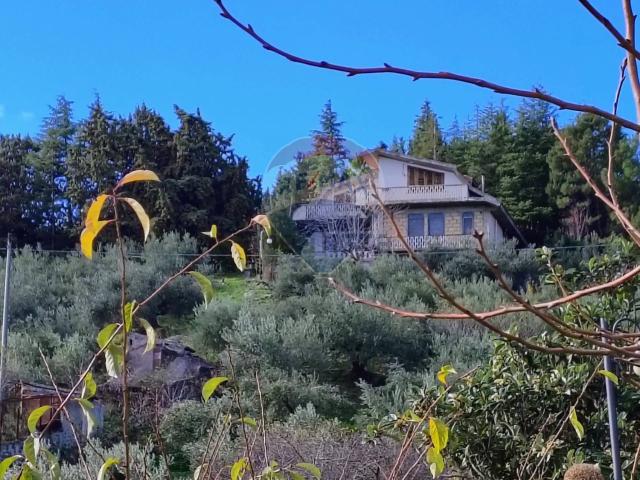 Casa in vendita a Troina, Sicilia