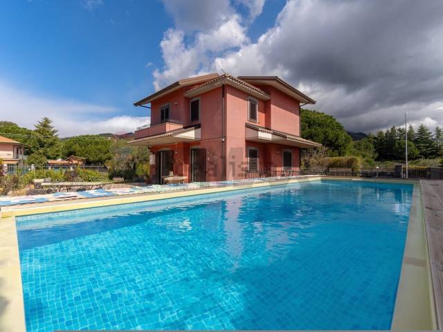 Casa in vendita a Ragala, Nicolosi