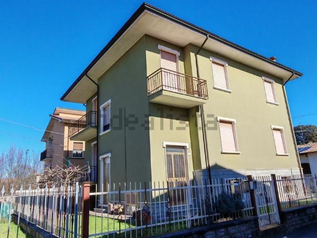 Casa in vendita a Borgonovo Val Tidone, Reggio Emilia