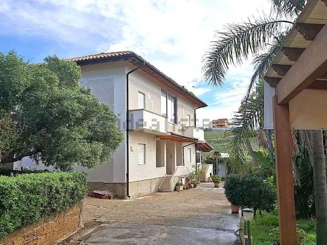 Casa in vendita a Agrigento, Sicilia