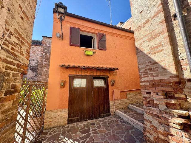 Casa in vendita a Mosciano Sant'angelo, Abruzzo