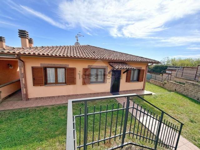 Casa in vendita a Le Mosse, Montefiascone
