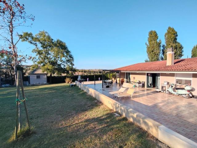 Casa in vendita a Babbucce, Tavullia
