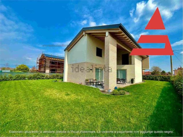 Casa in vendita a Tezze Sul Brenta, Veneto