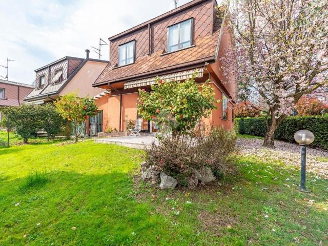 Casa in vendita a Valera, Arese