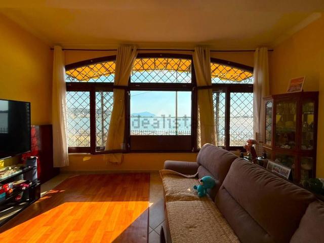 Casa in vendita a Bacoli, Campania