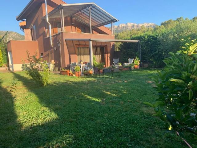 Casa in vendita a Pezzingoli, Monreale