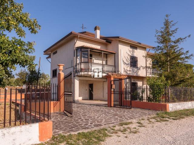 Casa in vendita a Campodipietra, Molise