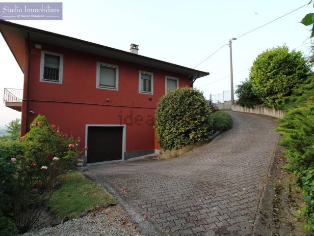 Casa in vendita a Montù Beccaria, Lombardia