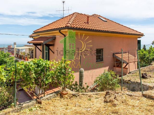 Casa in vendita a Imperia, Liguria
