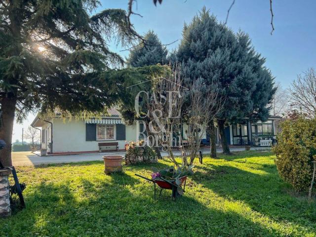 Casa in vendita a Lungavilla, Lombardia
