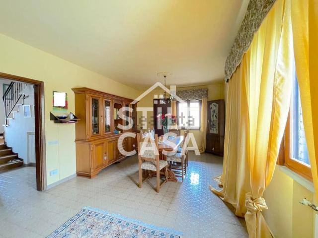Casa in vendita a Badia Pozzeveri, Altopascio