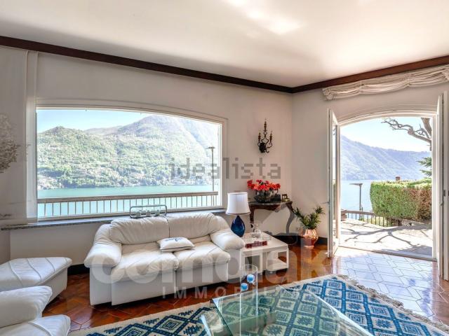 Casa in vendita a Moltrasio, Lombardia