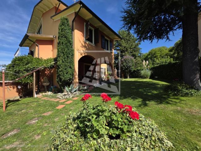 Casa in vendita a Appennino Reggiano, Re