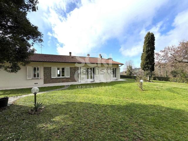 Casa in vendita a Larciano, Mungherino