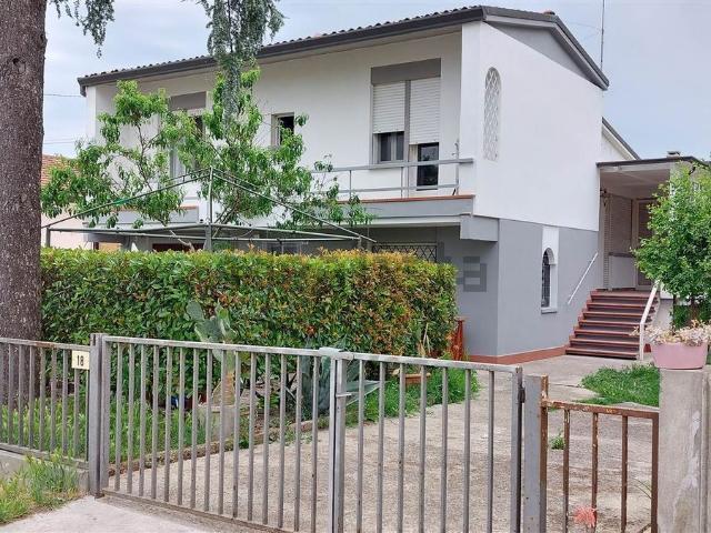Casa in vendita a Unione dei comuni della Bassa Romagna, Conselice