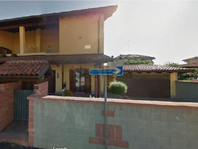 Casa in vendita a Garbagna Novarese, Novara