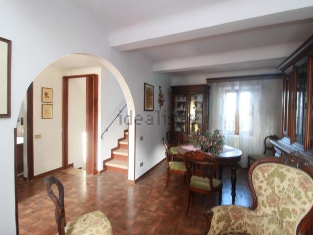 Casa in vendita a Sovicille, Toscana