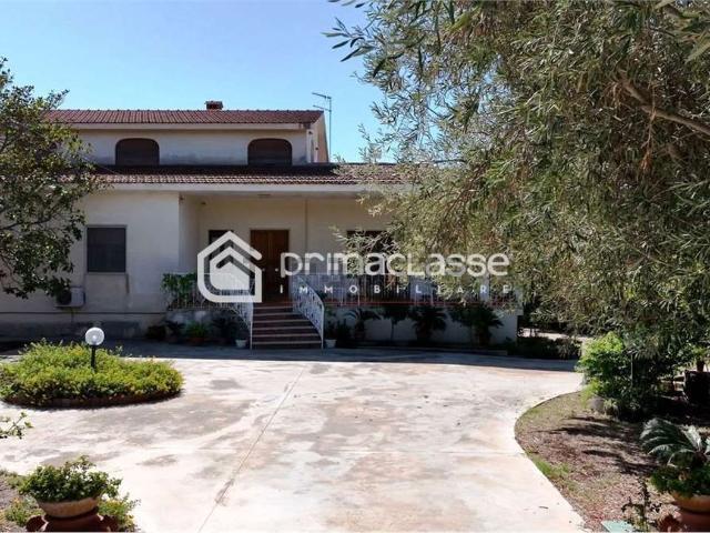 Casa in vendita a Modica, Zappulla