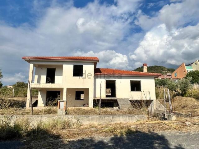 Casa in vendita a Calabria, Cosenza