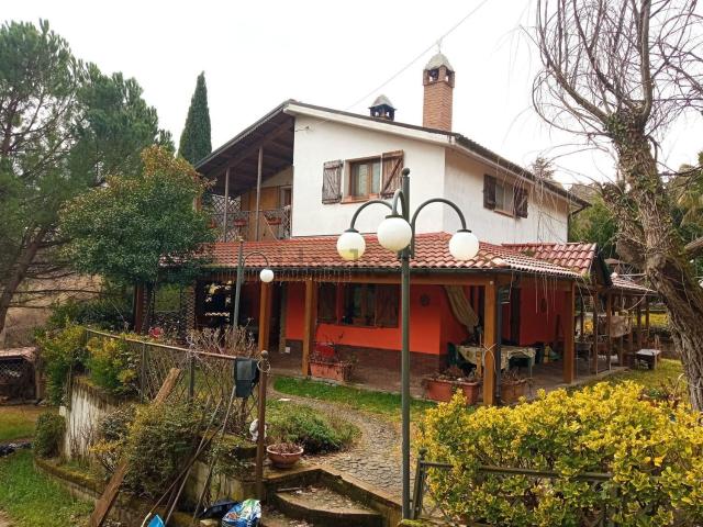 Casa in vendita a Torricella Sicura, Abruzzo