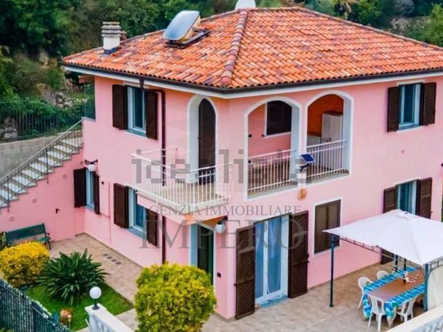 Casa in vendita a Camporosso, Provincia di Imperia
